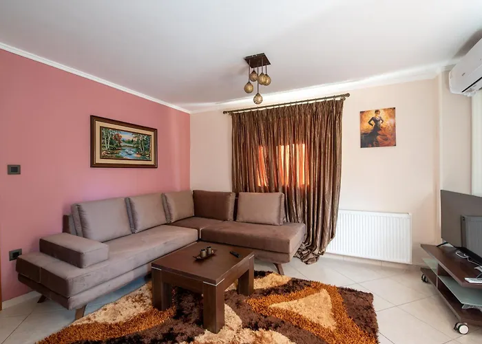 Alexandros Apartments